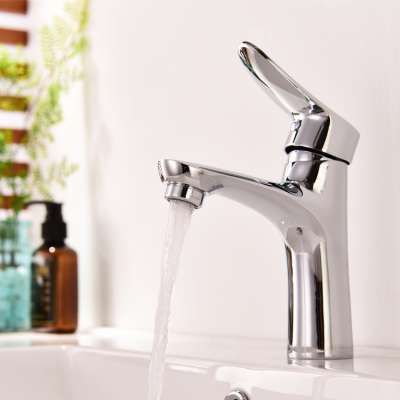 Wholesale hot and cold water brass bathroom faucet manufacturer