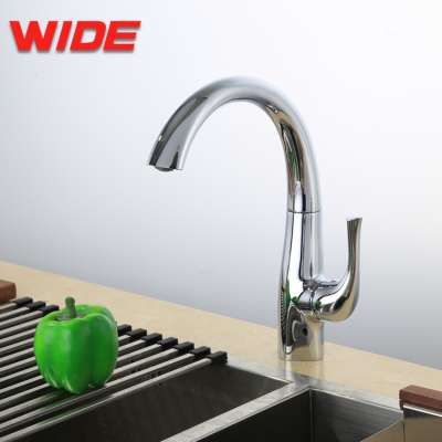New design NSF certificated spray kitchen faucet with good price