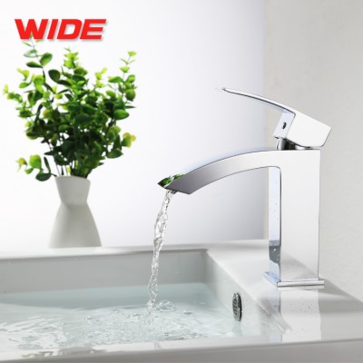 Hot cold single handle delicate bathroom faucet for promotion